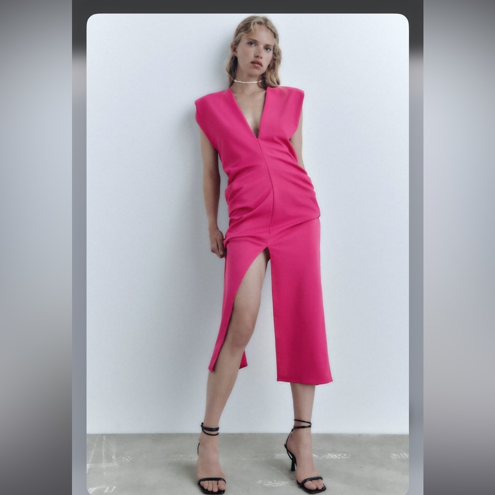 NWOT Zara Ruched Side Midi Dress with Shoulder Pads